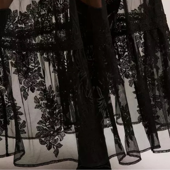 Torrid - Picture 3 of 6